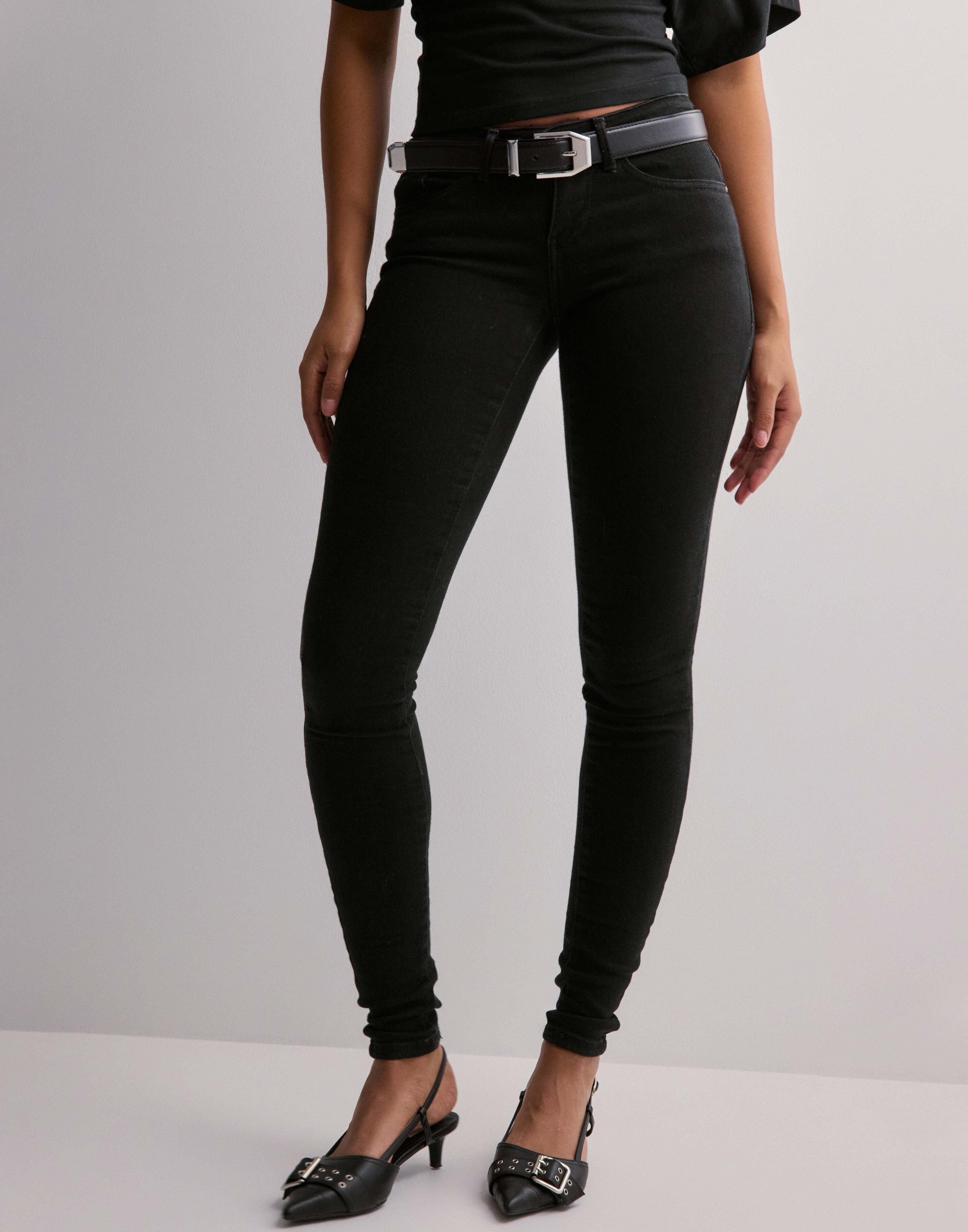 PIECES Damen-Jeggings PCSKIN MW – Super Elastisch Wie Eine Leggings, Optik Wie Eine Jeans – Nachhaltige ECOVERO Viskose