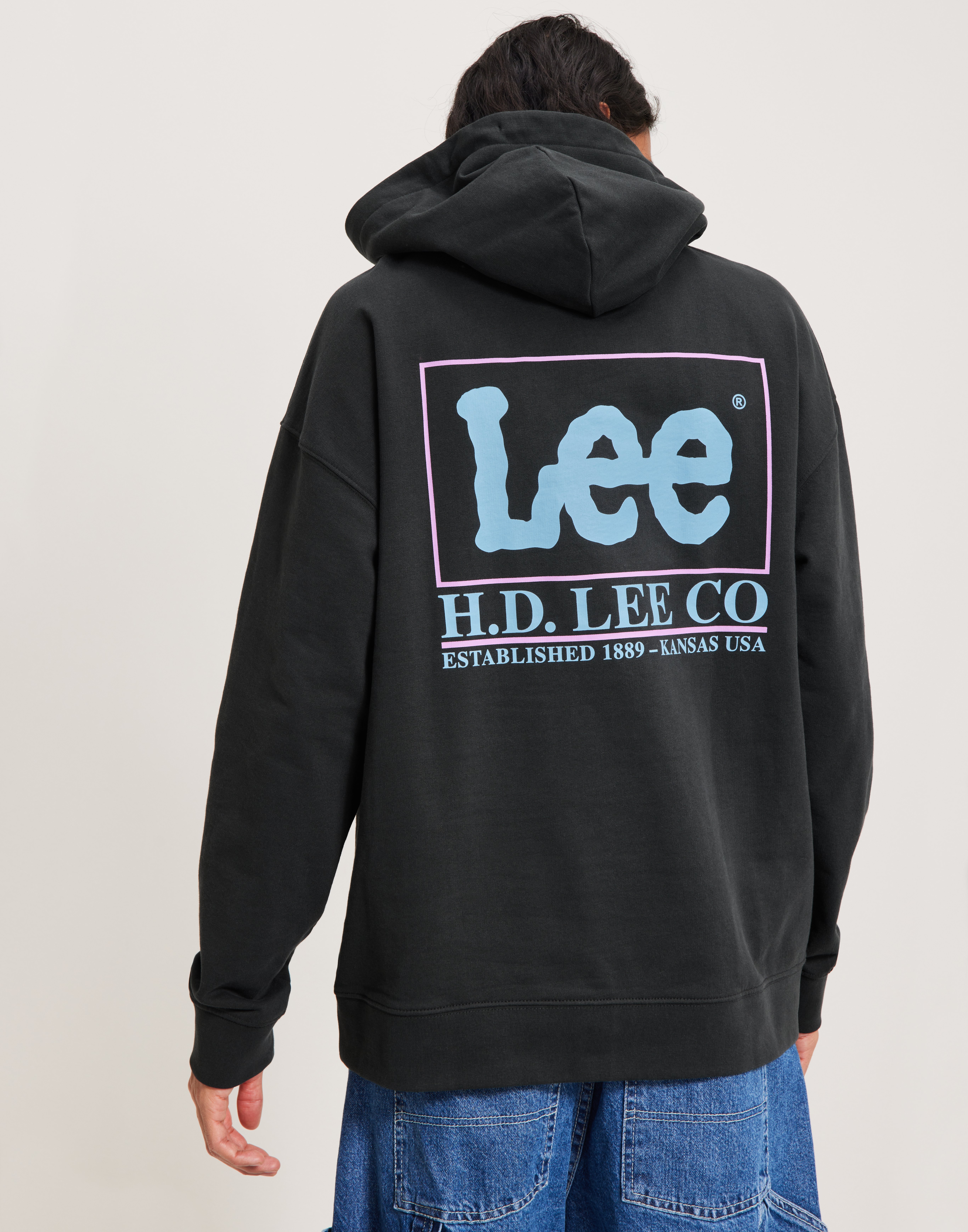 Buy Lee Jeans LOOSE LOGO HOODIE Washed Black NLYMAN