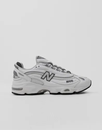 New Balance 1000 vita chunky sneakers med logga på sidan