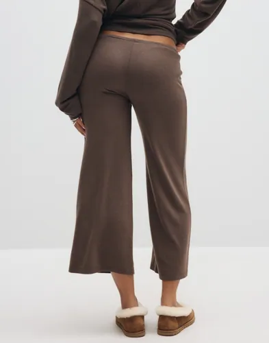 Nelly My Chill Cropped Pants mjukisbyxor dam – bild 3