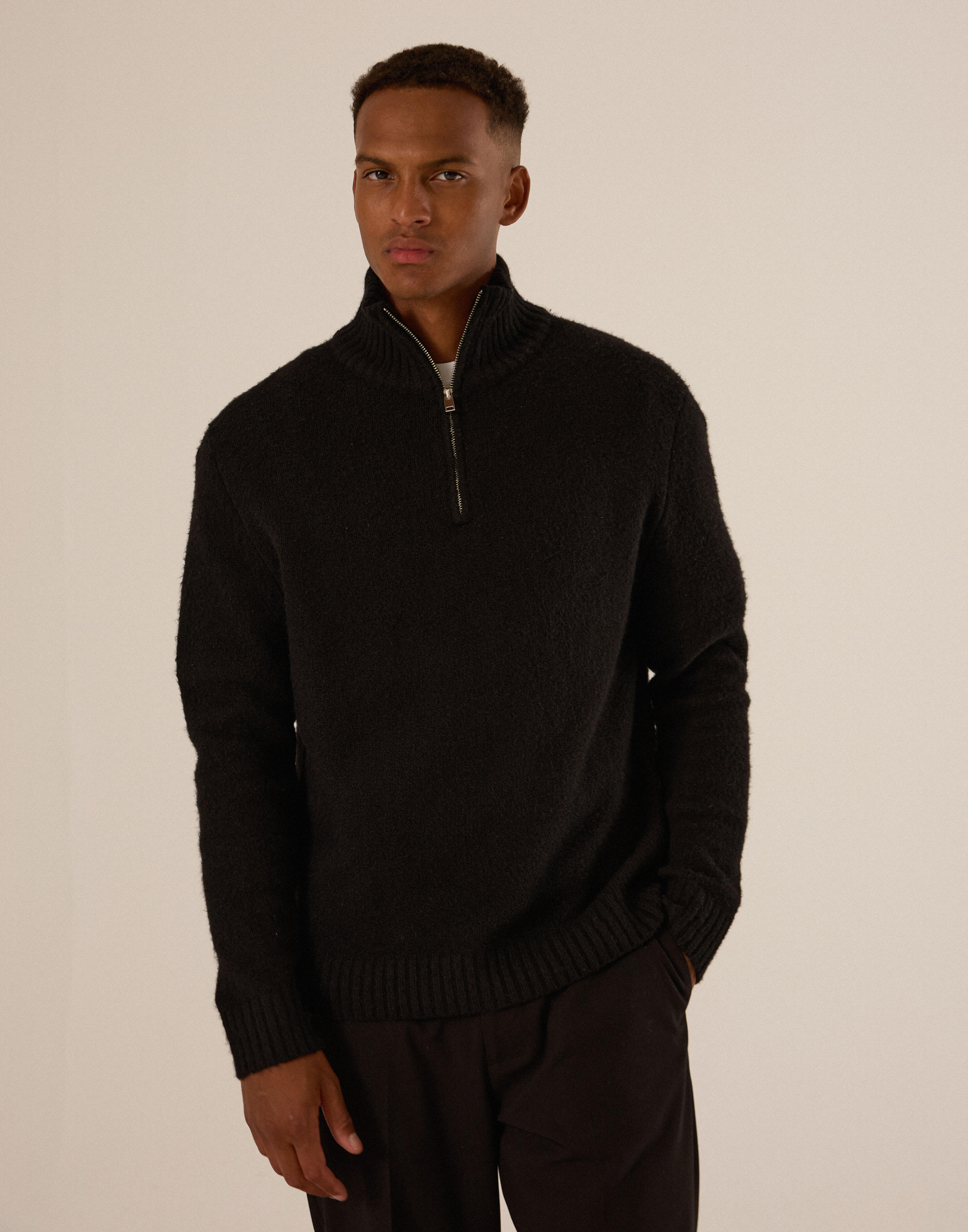 Buy Que Sera Sera Ted Half Zip Knit - Black | NLYMAN Buy Que Sera Sera Ted Half Zip Knit - Black | NLYMAN