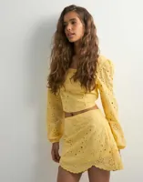 Pale Banana