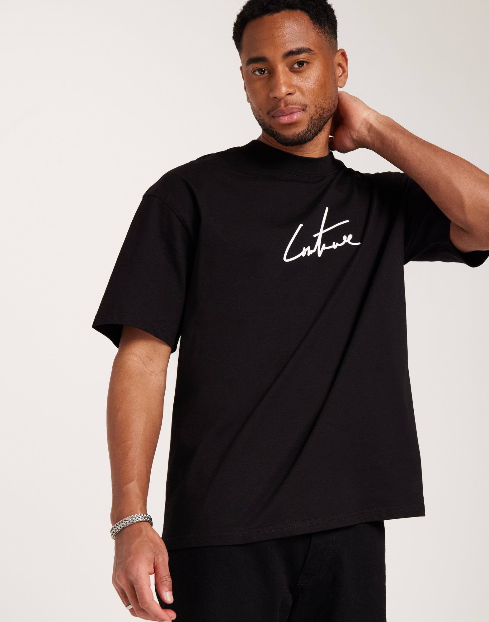 SIGNATURE RELAXED FIT T SHIRT