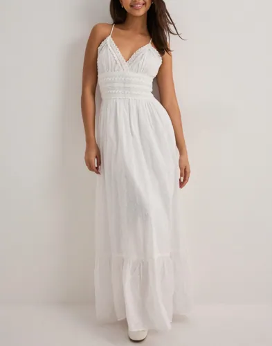 Nelly - Hvid - That Extra Dress