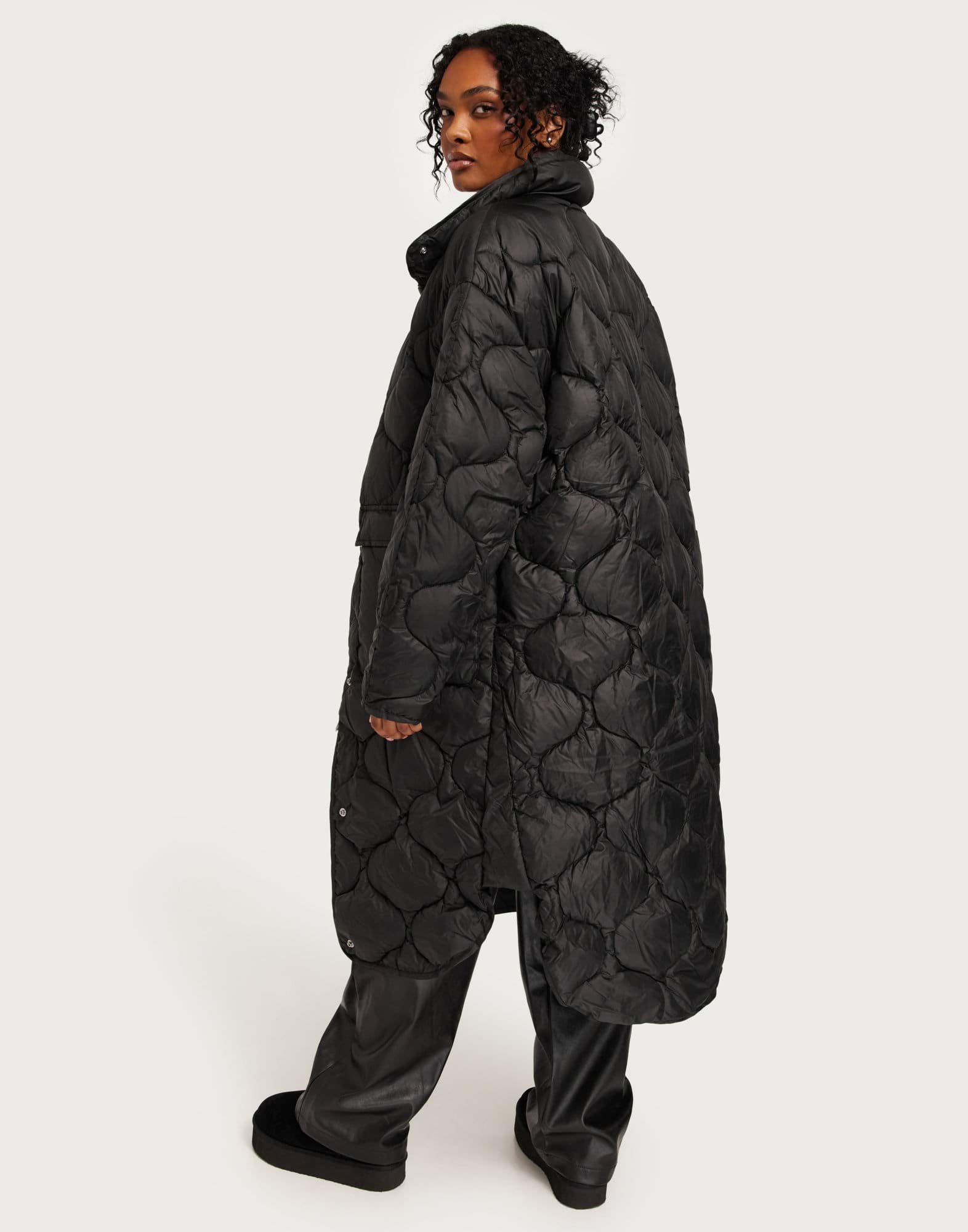 JXLENORA OVERSIZED SHINY QUILTED COAT SN