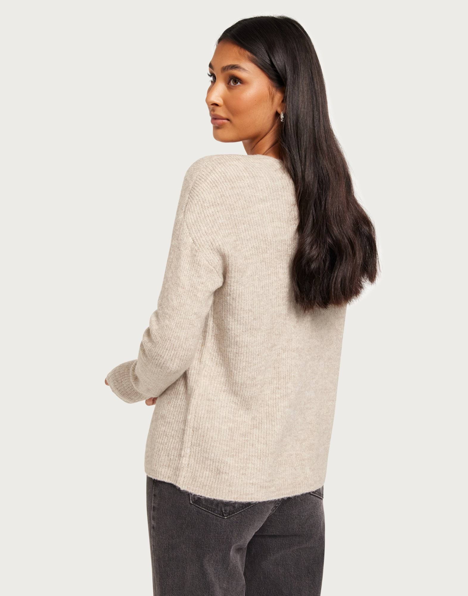 ONLCAMILLA V-NECK L/S PULLOVER KNT