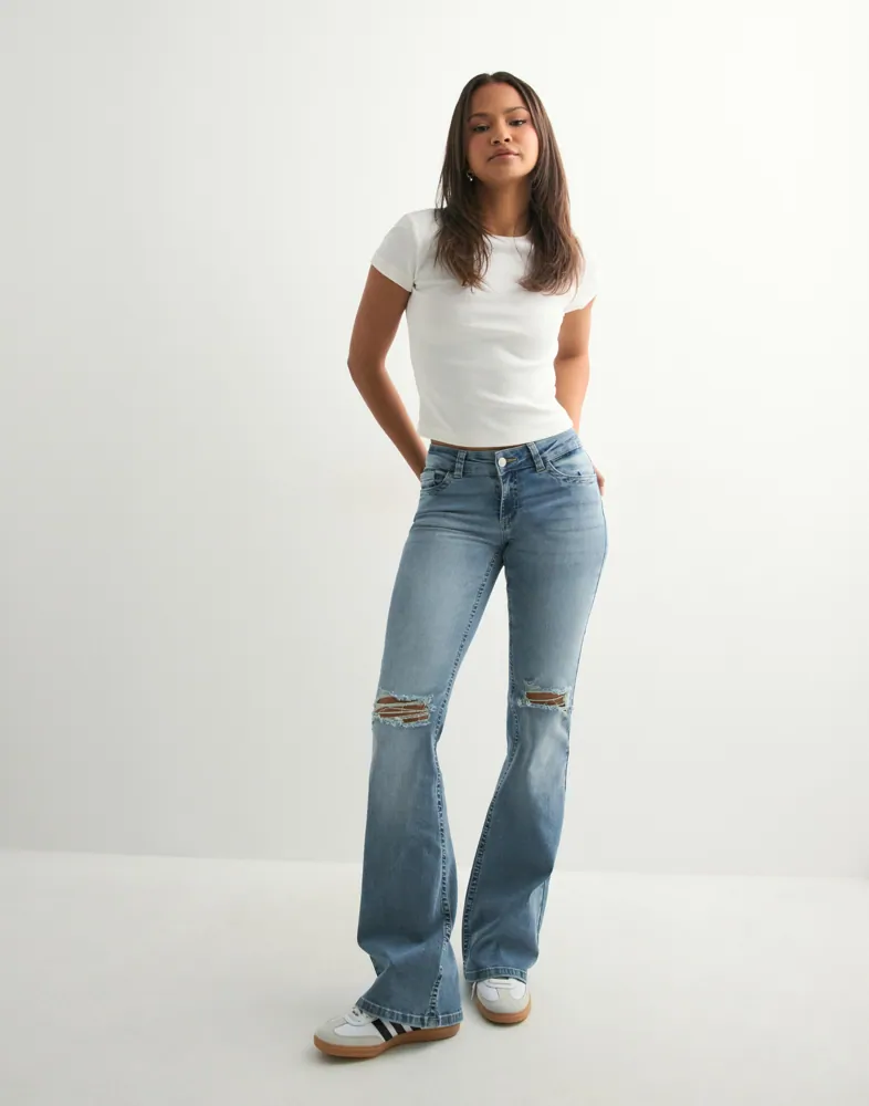 Nelly Low Waist Perfect Bootcut Jeans dam – bild 3