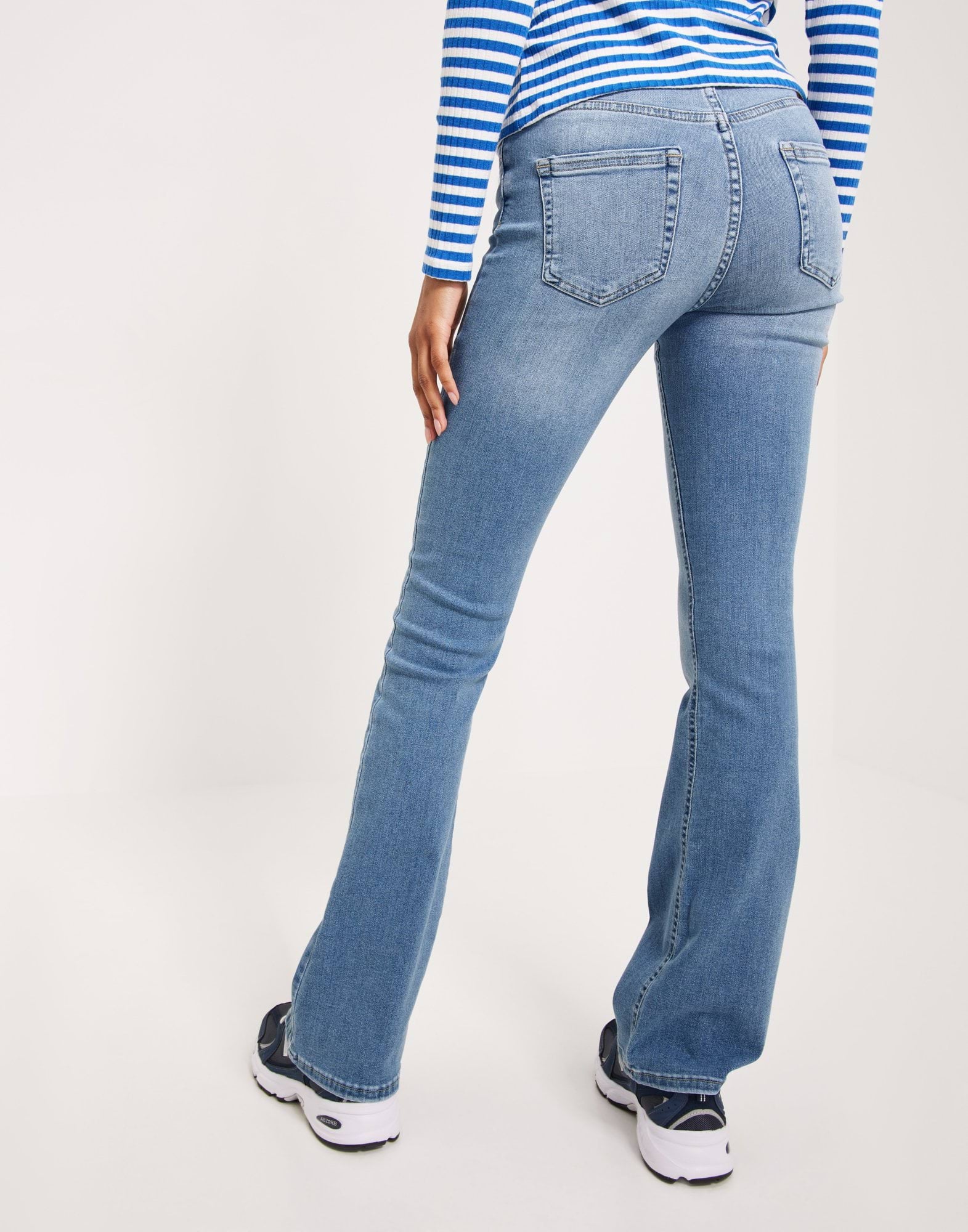 Onlblush Lw Flared Dnm Rea1099 Black Denim