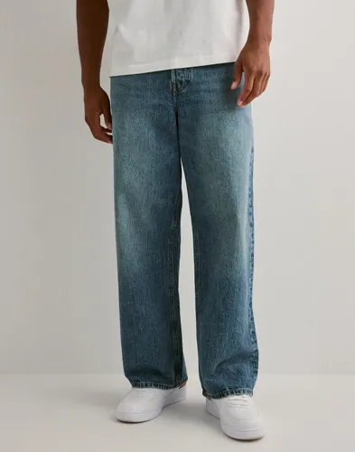Blå loose fit jeans från Jack & Jones med hög midja